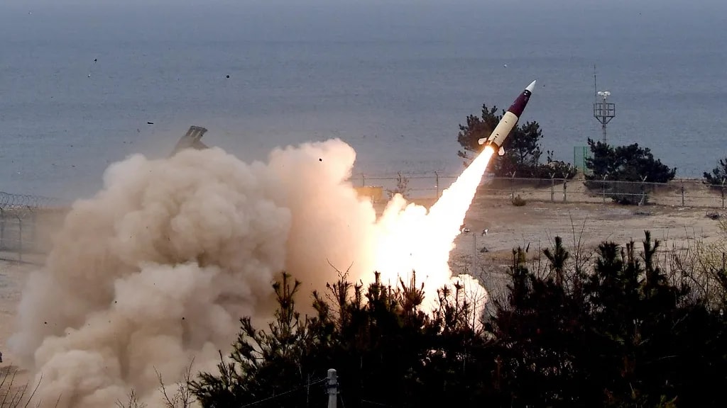 Ukrajna M270 MLRS rakétákat és rendszereket kap Törökországtól