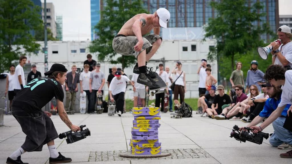 A World Skate feloldotta az oroszokra és fehéroroszokra vonatkozó korlátozásokat