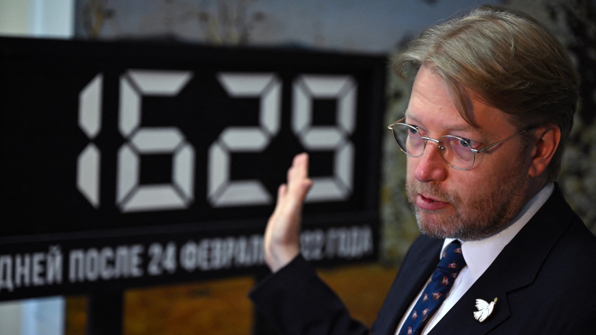 Putyin utolsó háborúellenes ellenzékét is kizárták a választásból