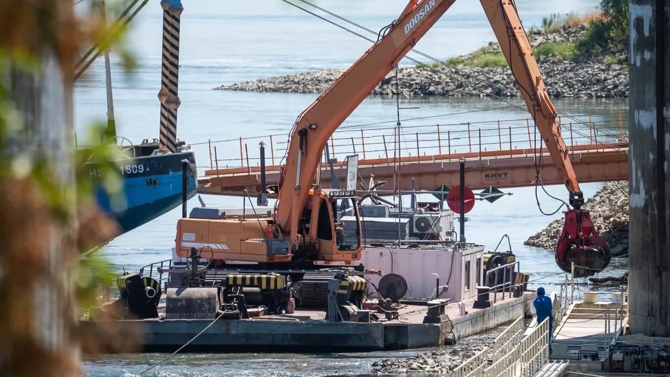 Indul a hatos turbina áramtermelése Pakson + Videó