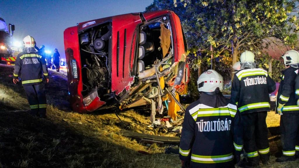 A lengyelországi kórházak készen állnak a buszbaleset sérültjeinek fogadására