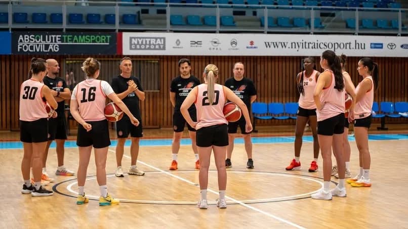 Női kosárlabda: új fejezet kezdődik a címvédő Pécsnél