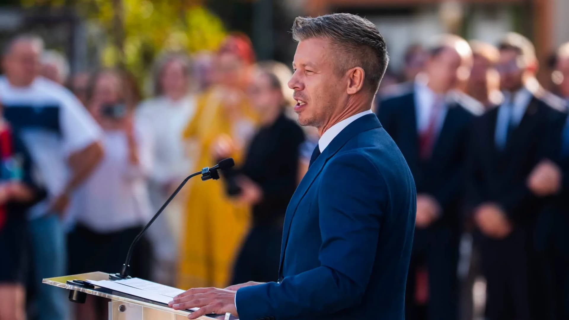 Magyar Péter: Az iskola legfontosabb feladata, hogy segítse a diákokat abban, hogy a lehető legjobban megtanuljanak kritikusan gondolkodni