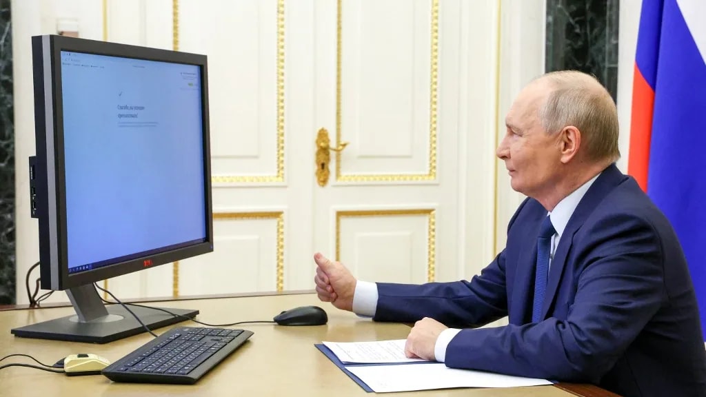 Putyin online voksolt az orosz parlementi választáson