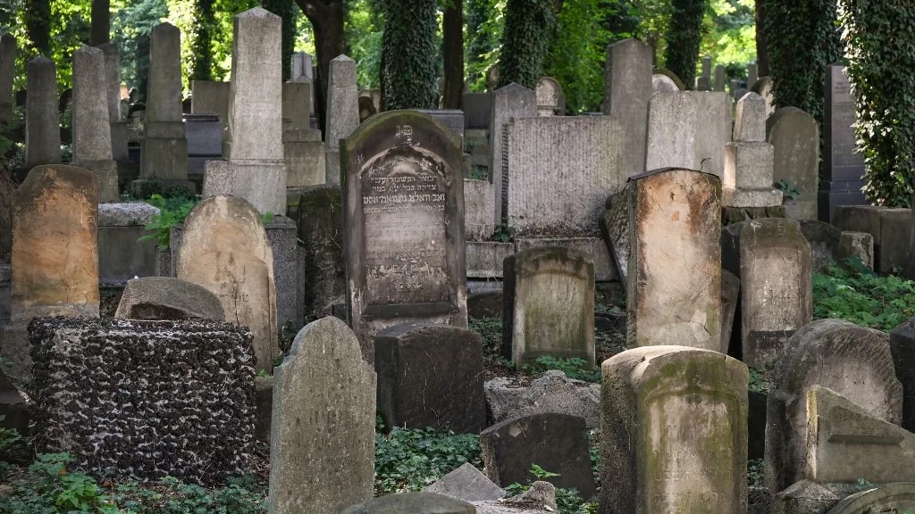 Így akarták megakadályozni, hogy a halottak visszajöjjenek a sírból
