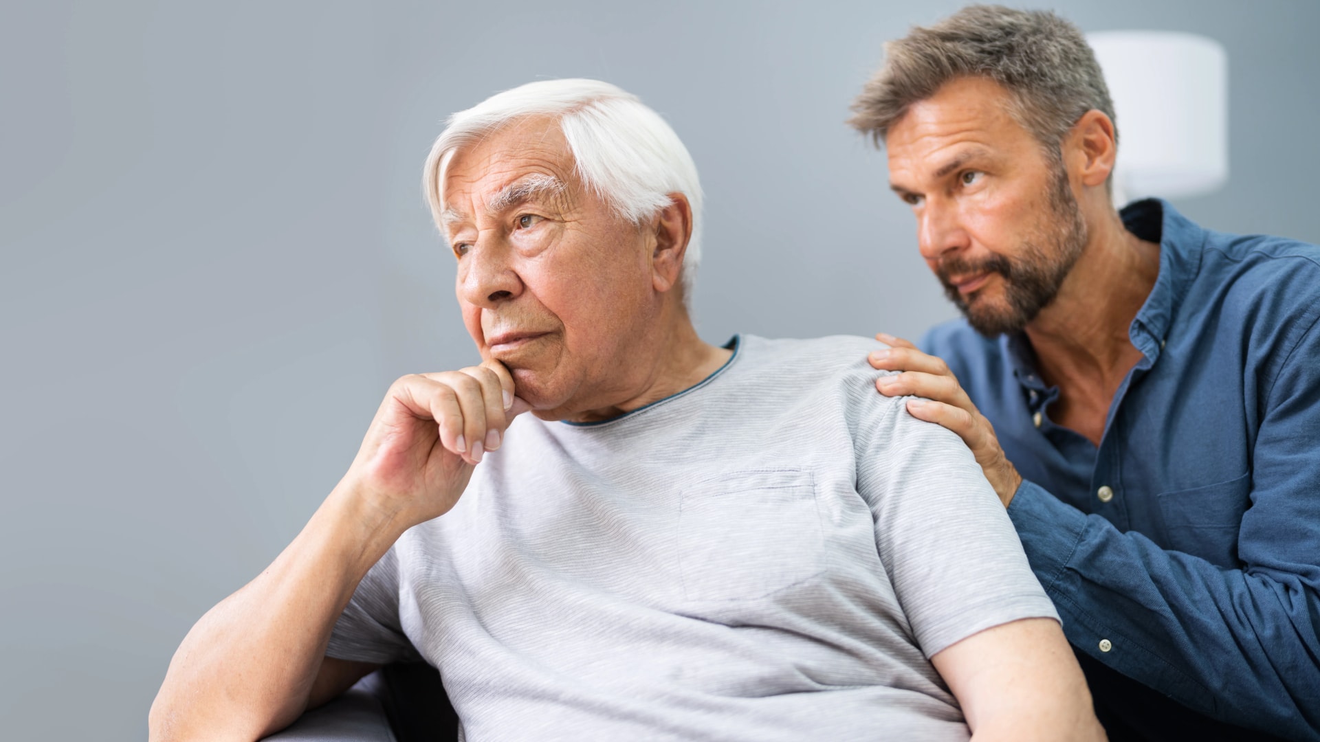 Egy Alzheimer-kóros nő újra felismerte a családját a szer hatására. Új reményt jelenthet a pszilocibin az orvostudományban?