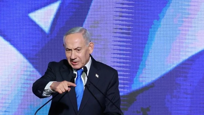 Netanjahu Likud pártja vezet