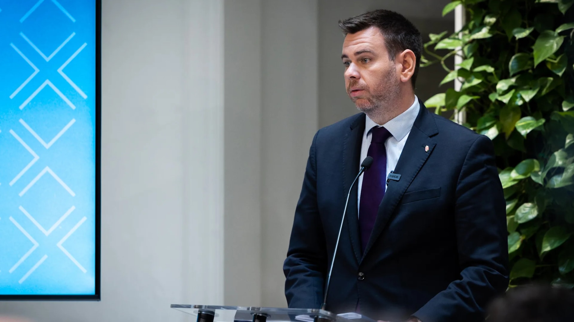 Vitézy Dávid a vasúti és közúti beruházásokról beszélt