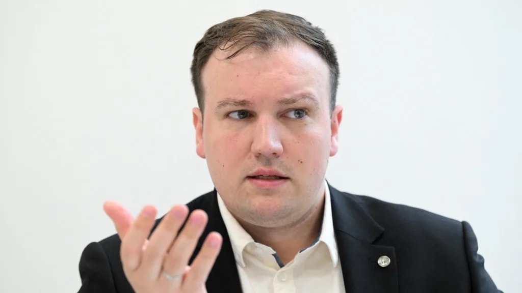 Letartóztatták Montenegróban a Kreml-barát Rybar blog alapítóját, Mihail Zvincsukot