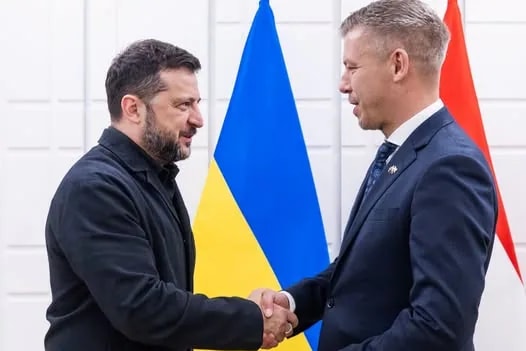 Magyar Péter négyszemközti tárgyalást folytatott Brüsszelben Ukrajna elnökével