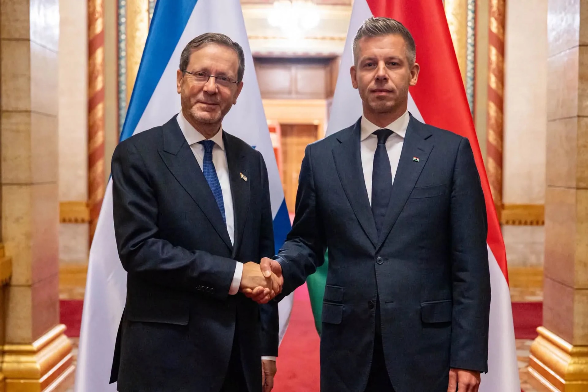 Izrael elnökét, Isaac Hercogot fogadta Magyar Péter
