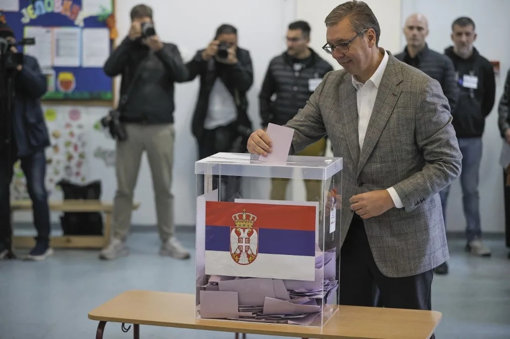 Vučić erőszakos fellépésre is készülhetett