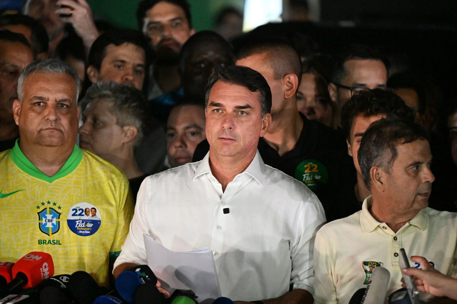 Megtiltották Bolsonaro számára az ország elhagyását