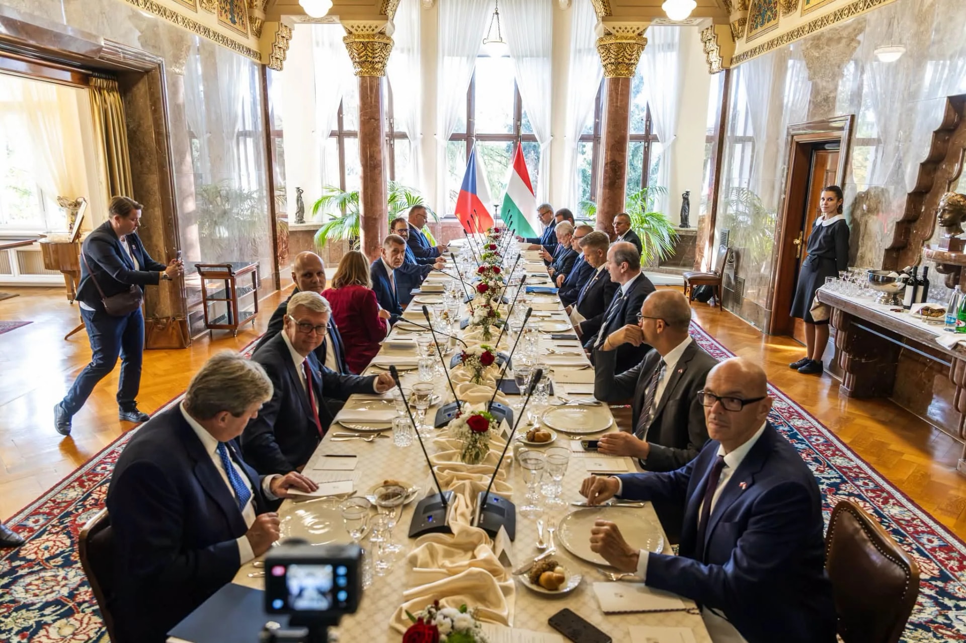 Fontos egyeztetéseken vannak túl hazánk miniszterei