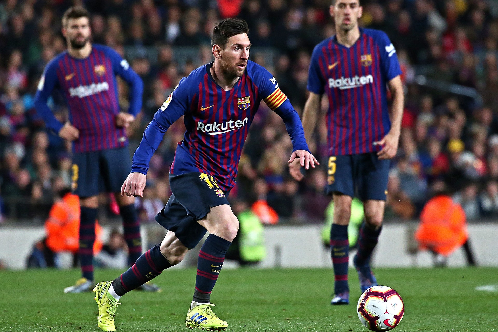 Pep Guardiola mumusa Lionel Messi