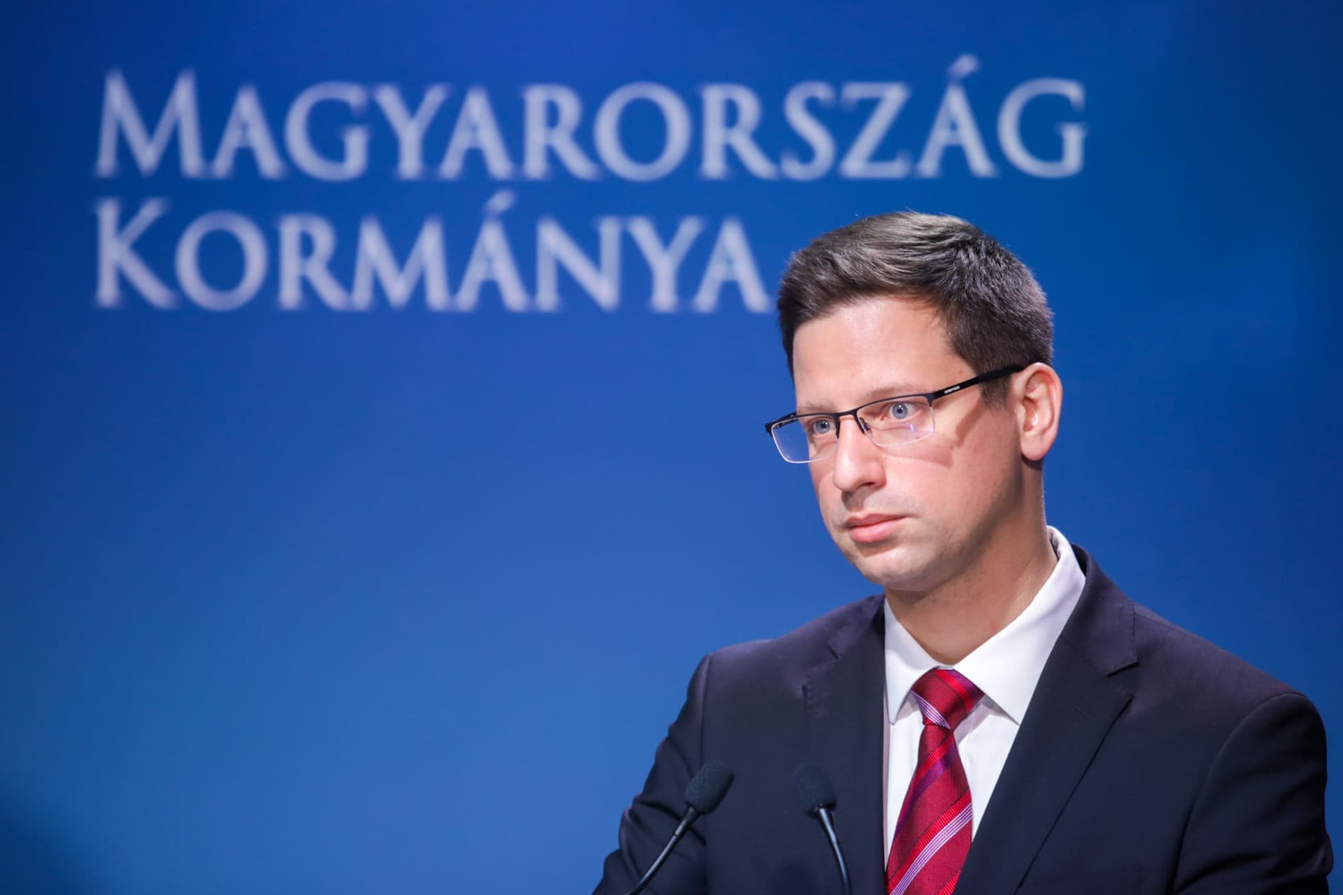 Gulyás Gergely: A bérelt egészségügyi magánberendezések kiváltása a cél
