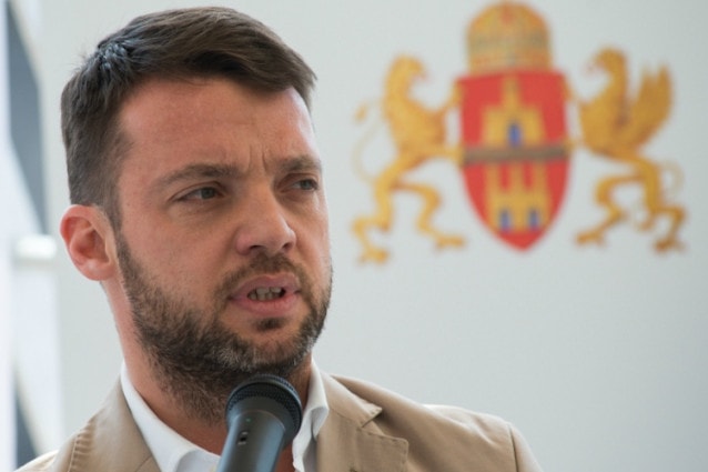 Két-három éven belül a felújított csepeli HÉV-en lehet majd utazni