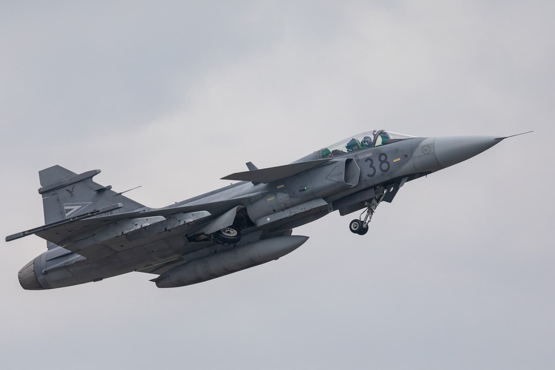 Harmadszor is levegőben a Gripenek