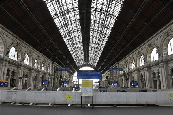 Lezárják a Keleti pályaudvart