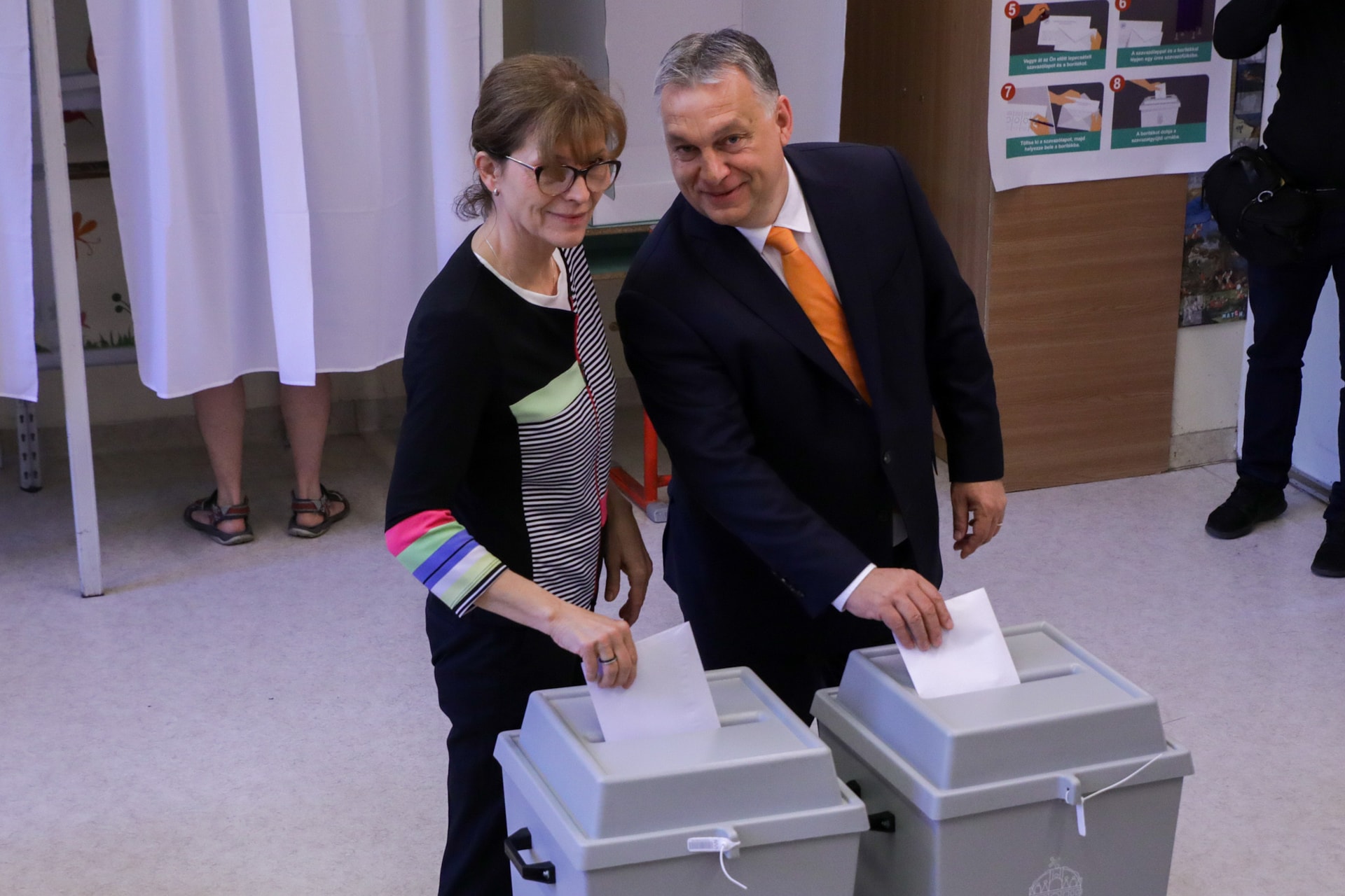 „A bevándorlást meg kell állítani nemcsak Magyarországon, hanem egész Európában”