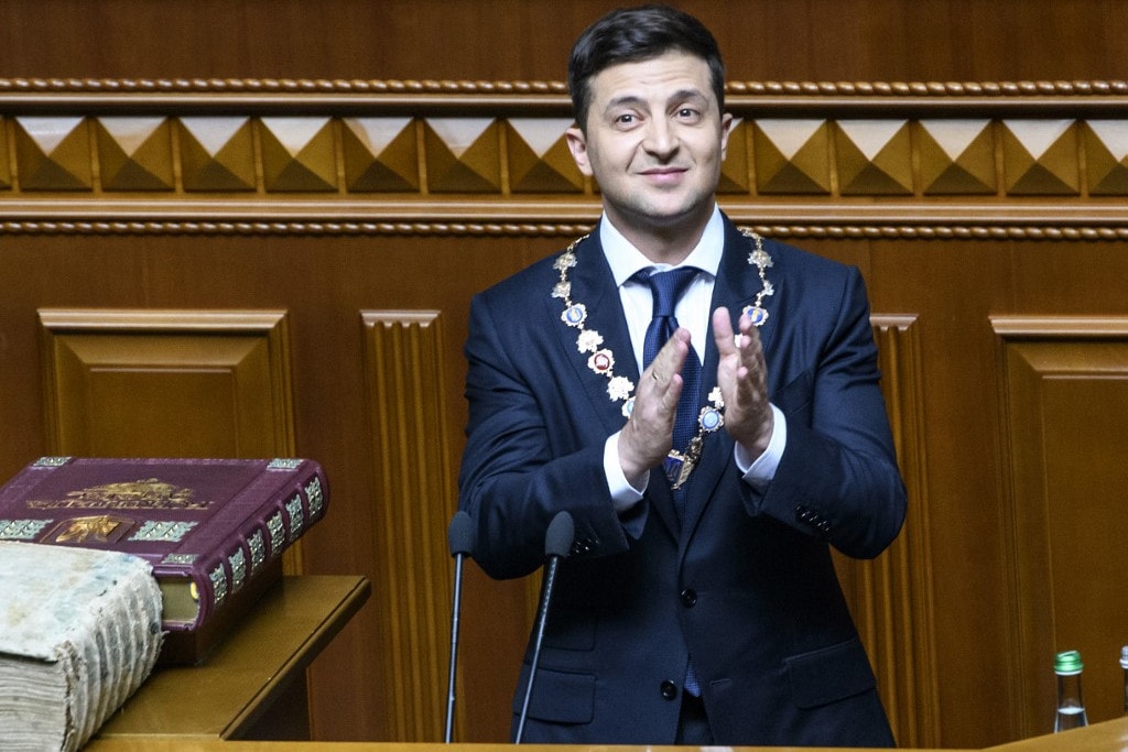Zelenszkij megállapodott a frakcióvezetőkkel az ukrán parlament feloszlatásáról