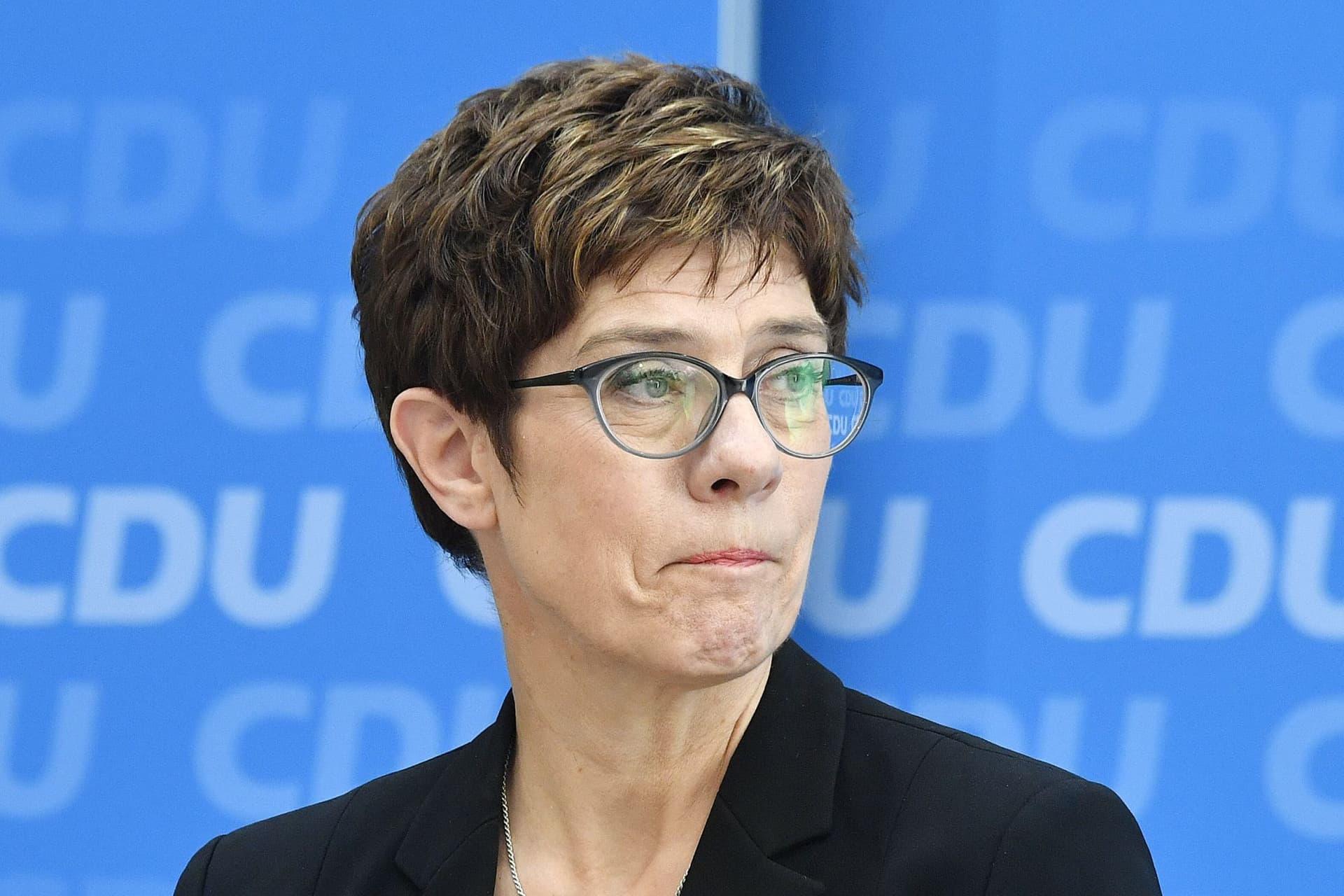 Leszavazhatják Merkeléket ősszel a keletnémetek
