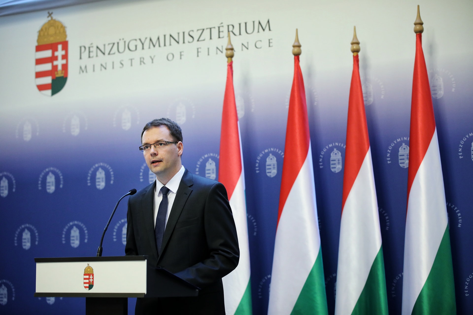 Izer Norbert: Másfél év alatt 500 milliárd forintos adócsökkentés valósul meg