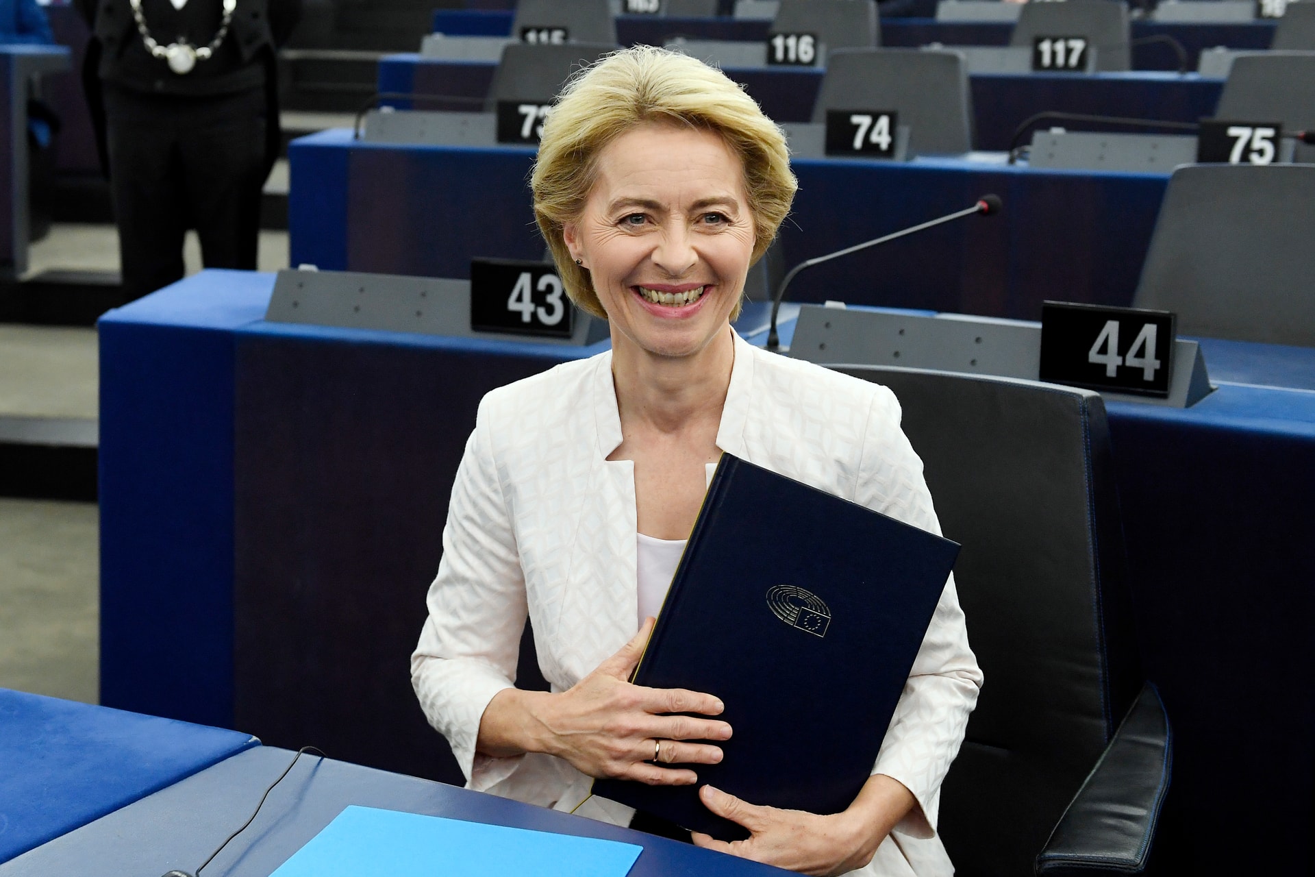 Az EU tagállamainak augusztus 26-ig kell leadniuk biztosjelöltjeik nevét