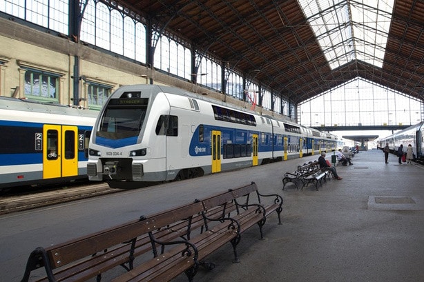 Felújítja a MÁV a szolnoki vasútvonalat