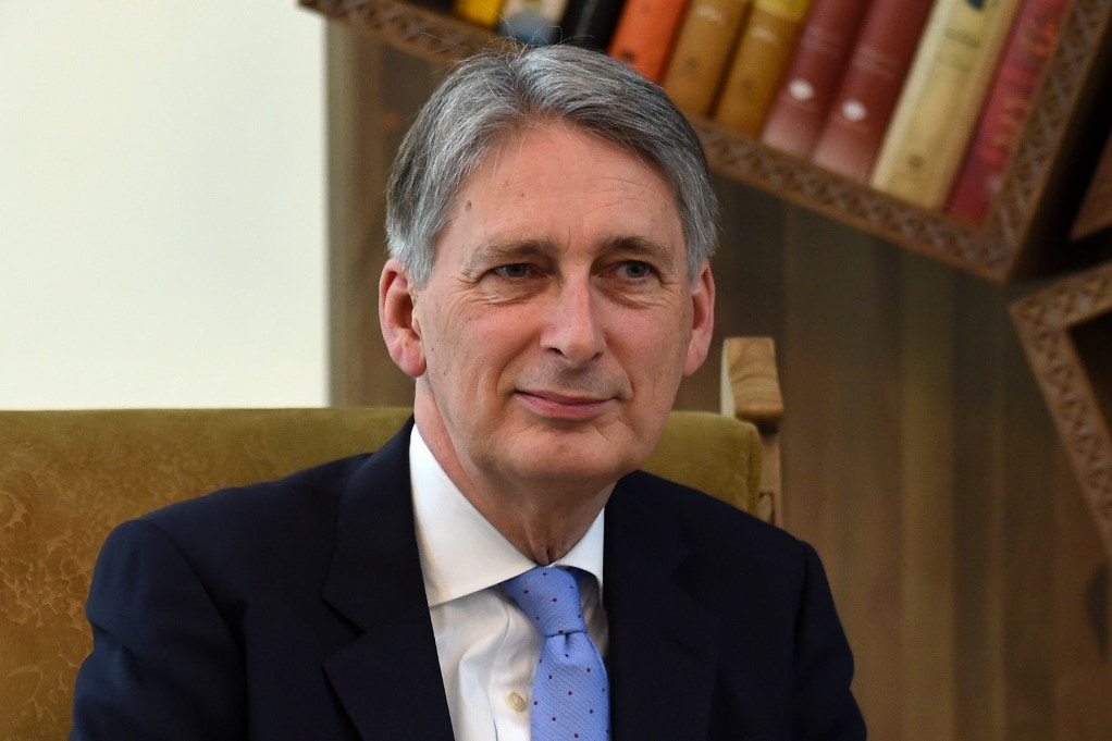 Lemond a brit pénzügyminiszter, ha Johnson lesz a miniszterelnök