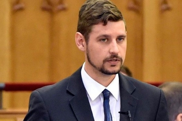 A vádlottak padján a jobbikos képviselő