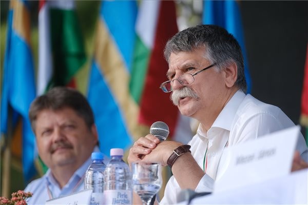 Kövér László: Ugyanazt kívánjuk magunknak, mint a szomszédainknak