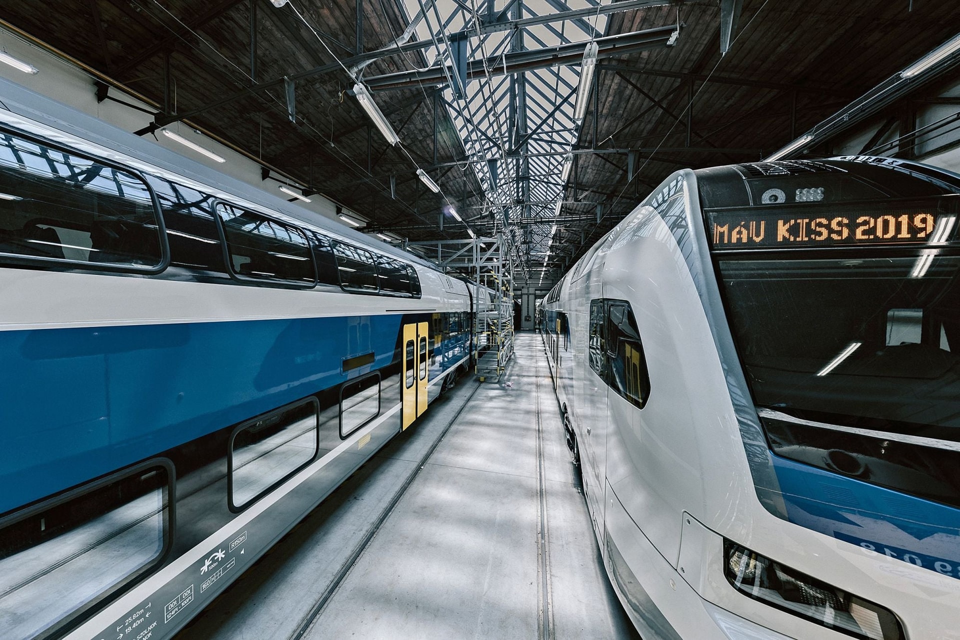 Emeletes motorvonat beszerzése is támogatható