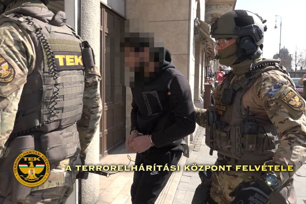 Terrorizmus miatt vádat emeltek Haszan F. ellen