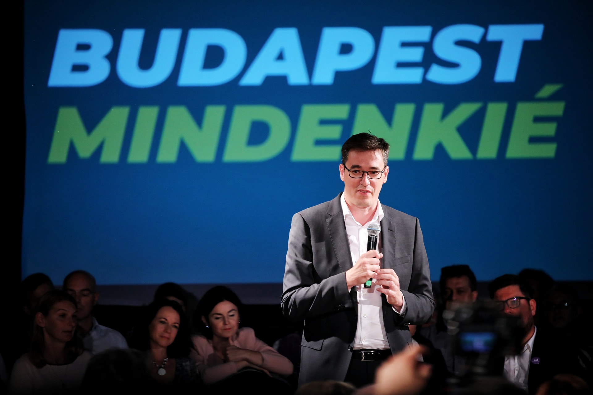 Budapest: Karácsony célja a hisztériakeltés