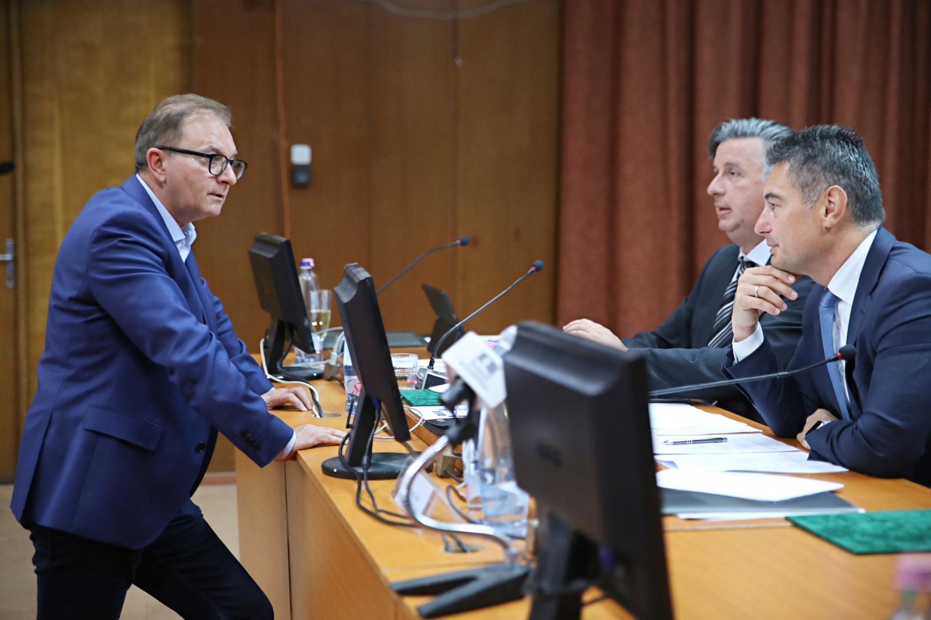 Meggyanúsította a főügyészség Horváth Csabát a parkolási botrány kapcsán