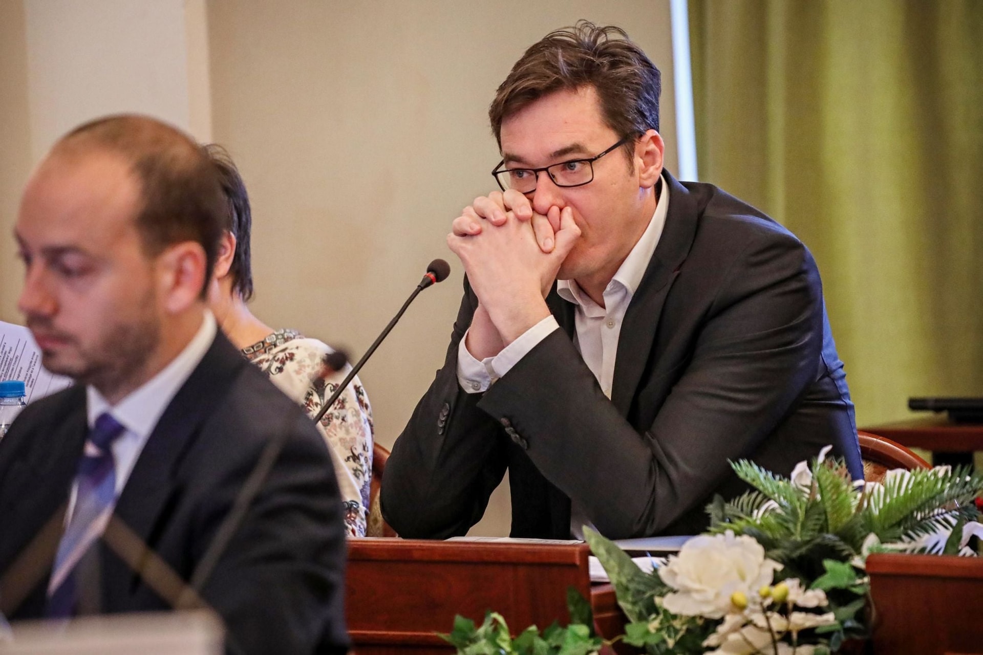 Karácsony tájékozatlan, vagy inkább blöfföl