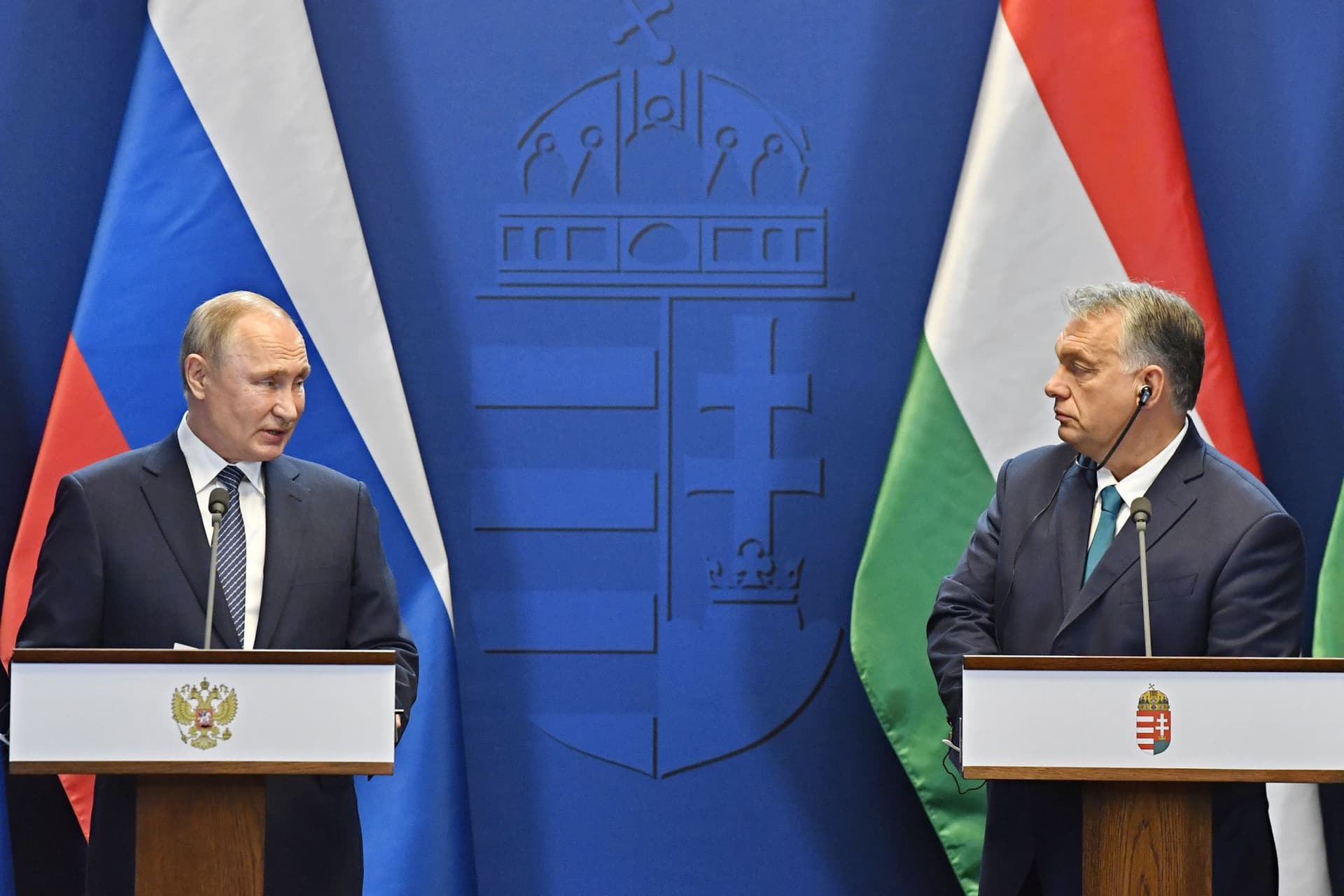 Putyin szerint Orbán Viktor kiemelkedik az európai vezetők közül