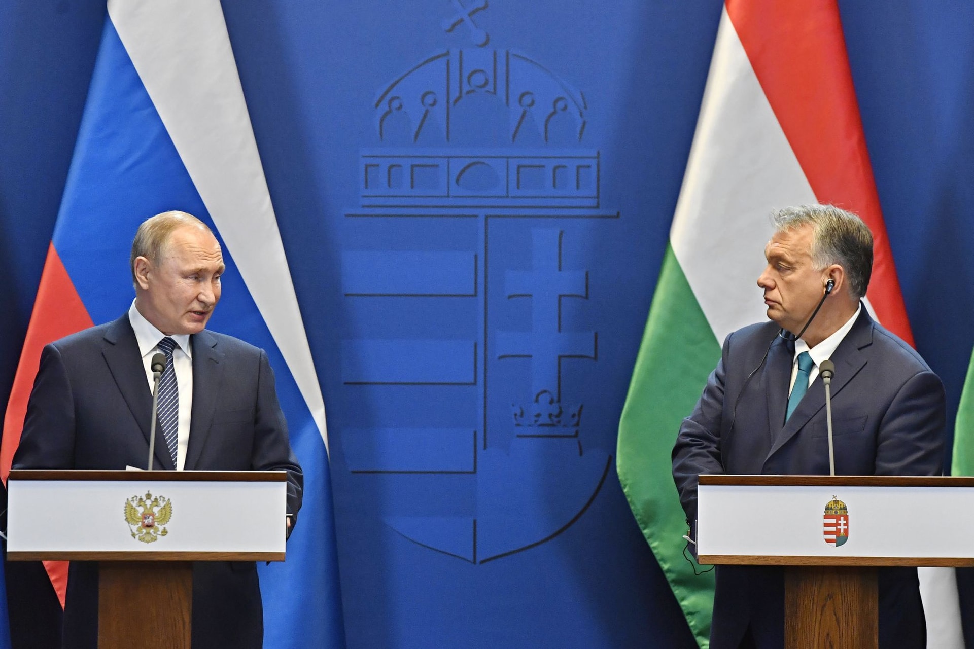 Putyin szerint Orbán Viktor kiemelkedik az európai vezetők közül