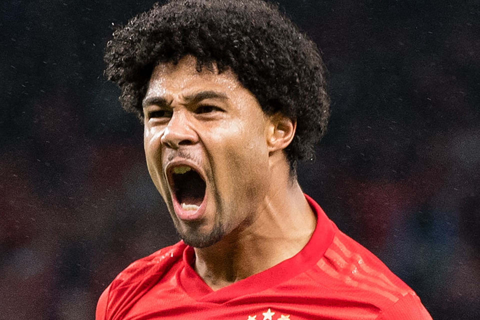 A zergegyors Gnabry négy gólt lőtt egy félidőben
