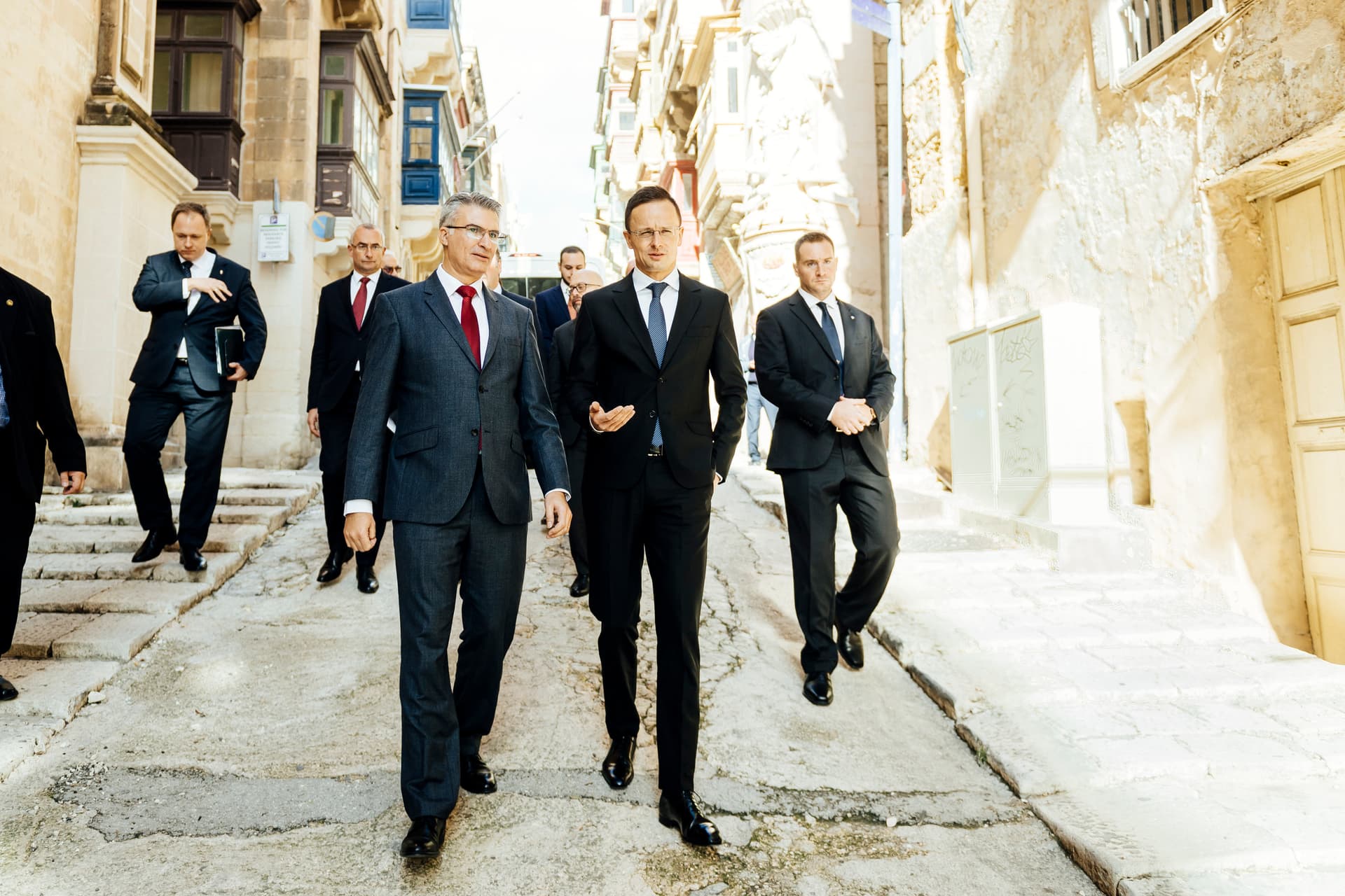 Szijjártó Péter konzuli hivatalt nyitott meg Máltán
