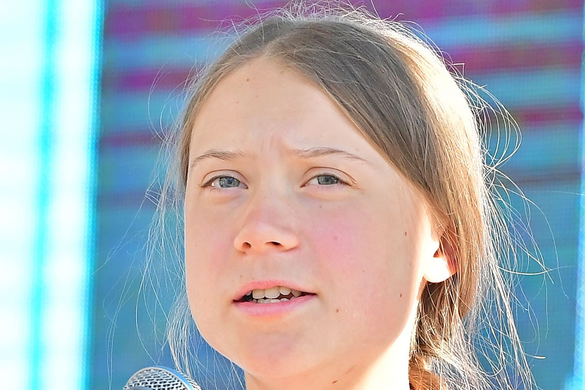 Greta Thunberg a Világgazdasági Fórumra tart