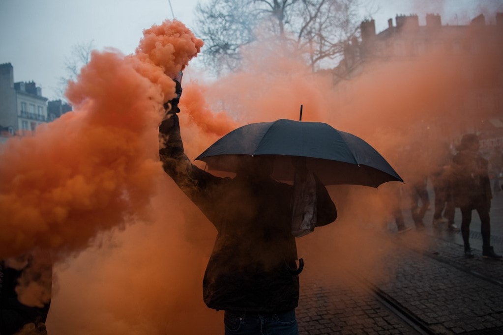 Ismét százezrek tiltakoztak a nyugdíjreform ellen Franciaországban