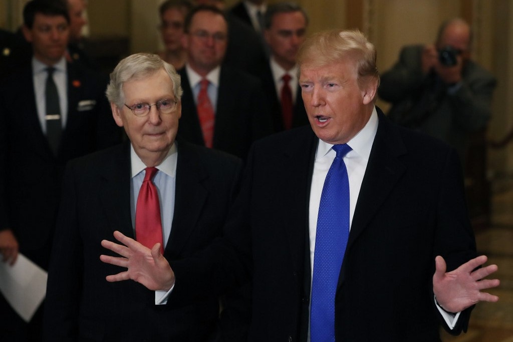 „Esély sincs rá, hogy Donald Trumpot elmozdítsák a hivatalából”