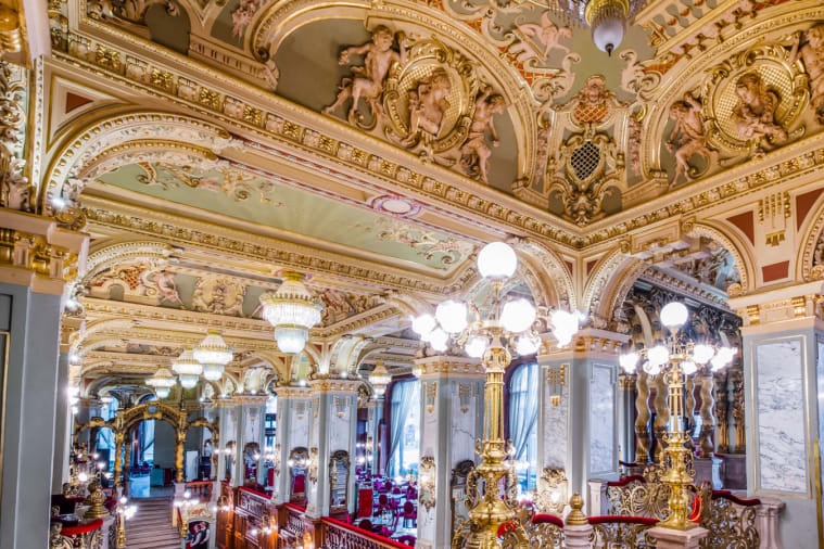 A budapesti New York Kávézó lett a világ legszebb kávézója