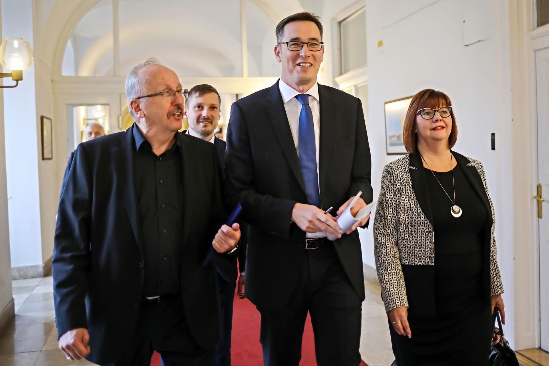 Karácsonyék első száz napja: beváltatlan ígéretek sora