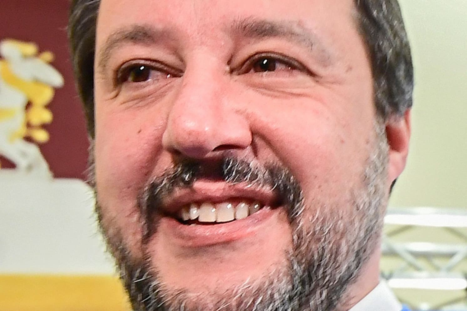 Túszejtésért jelenti fel az olasz kormányfőt Matteo Salvini