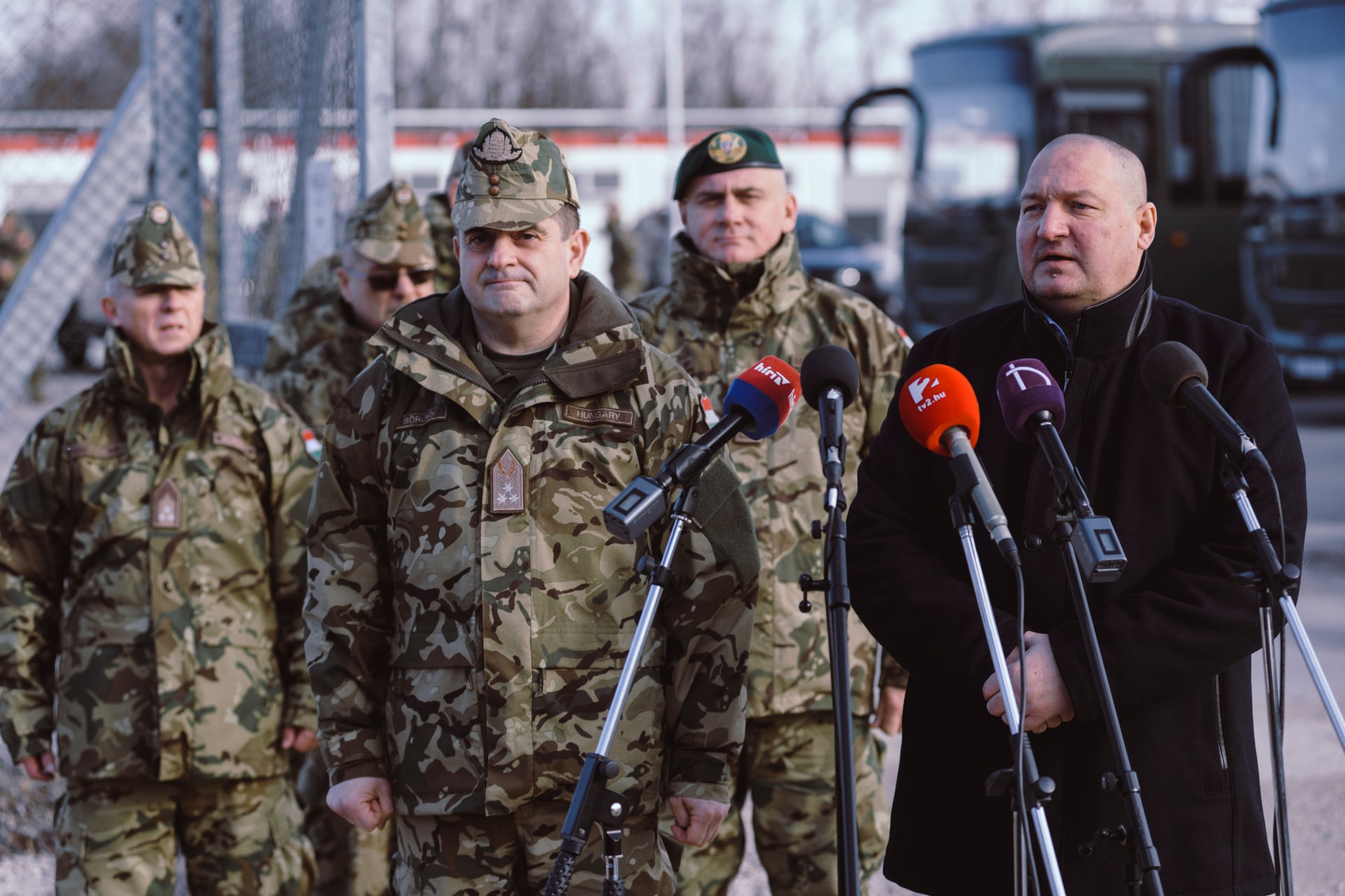 Megduplázzák a határvédelemben részt vevő katonák számát