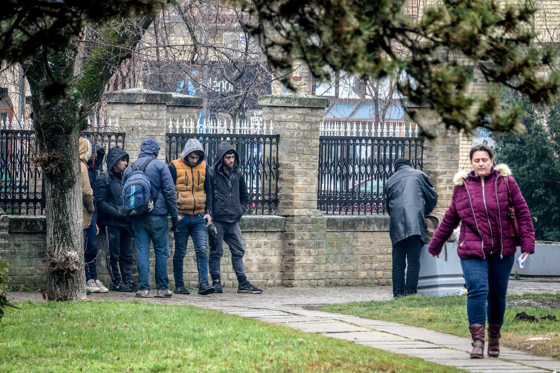 Minden vajdasági nemzetiséget egyformán nyomasztanak az illegális migránsok