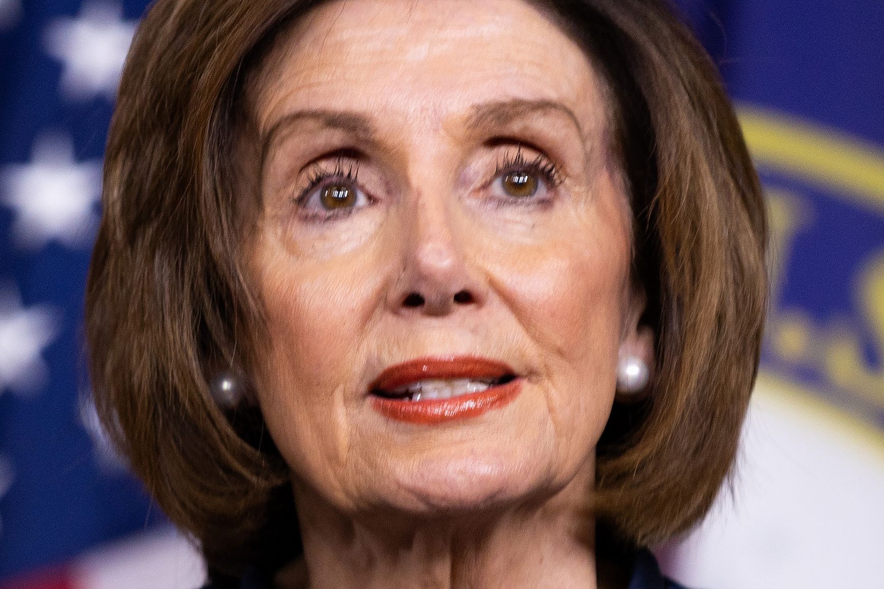 Nancy Pelosi nem járulhat szentáldozáshoz